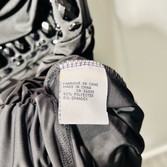 Lady Dutch One Shoulder Black Dress - Picture 5 of 6